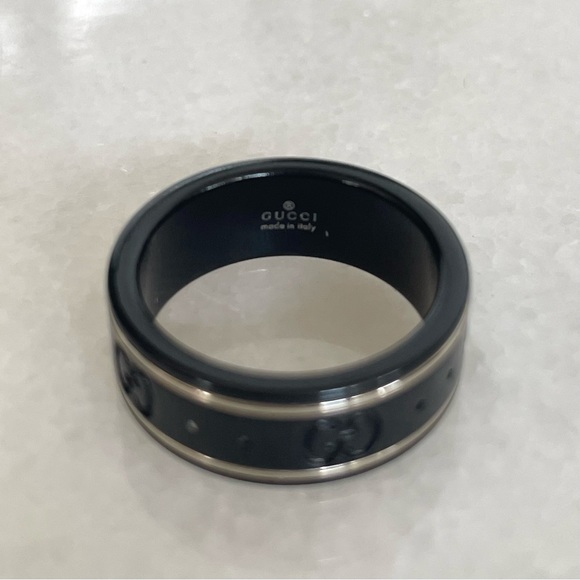 SOLD - Gucci Icon Ring | Gucci Icon Thin Band in White Gold - Picture 7 of 10